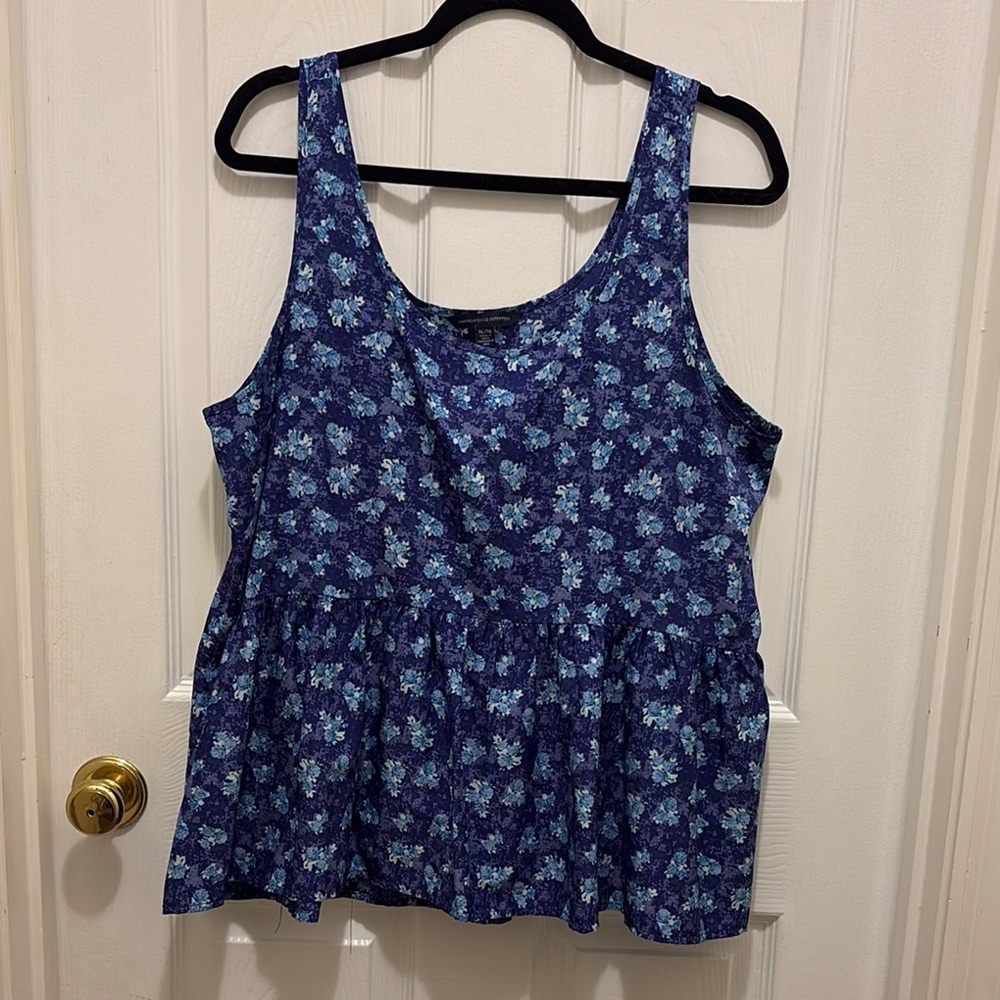 American Eagle Floral Blue Women's Tank Top
